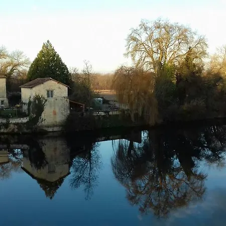 Riverside Hébergement de vacances *